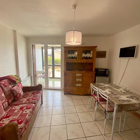 Apartment Avec Terrasse Et Parking - 4 Pers, Les - Fr-1-758-31 *